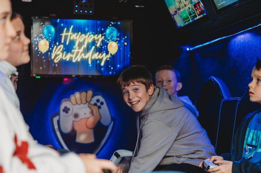 Game On Mobile Gaming - Birthday packages provided in Brighton, East Sussex
